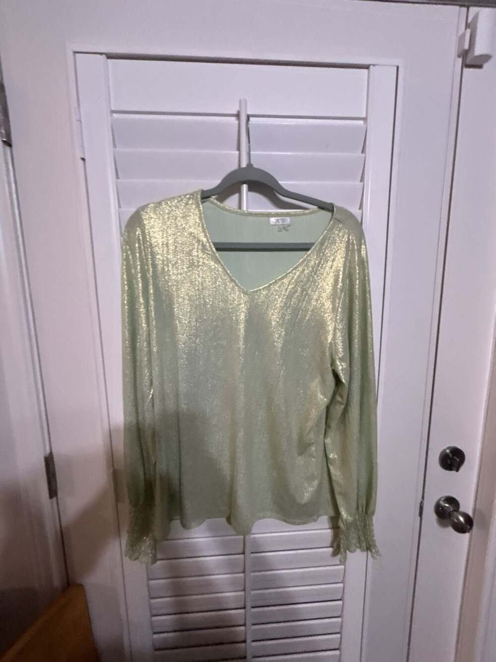Vince Camuto Women's Metallic V-Neck Long Sleeve Blouse Gold Green